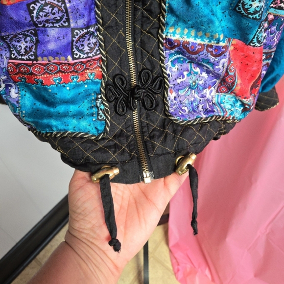 Vintage 1980's Lavion Petite oriental flare windsuit - Picture 4 of 10